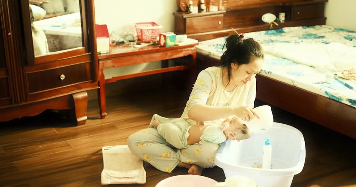 How to Build a Daily Routine for Your Baby (By Age)